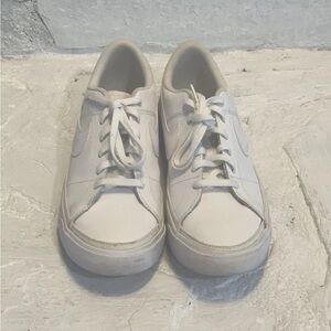 Nike court legacy big kids athletic sneakers size 7Y